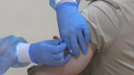 Более 50 тыс. человек уже поставили вакцину против гриппа в Тюменской области