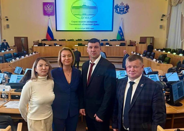 Участники "Боевого кадрового резерва" познакомились с работой областных законодателей 