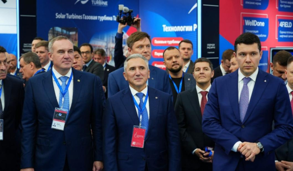 Александр Моор: сила технологического развития не в конкуренции, а в кооперации Александр Моор: сила технологического развития не в конкуренции, а в кооперации