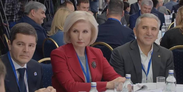 Александр Моор принял участие в заседании комиссии Госсовета по поддержке участников СВО