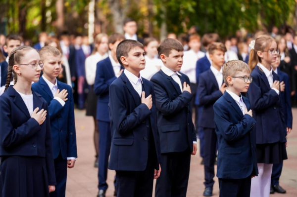 Более 100 учеников приняли в Физико-математическую школу Тюменской области