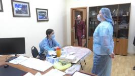 Более 50 тыс. человек уже поставили вакцину против гриппа в Тюменской области