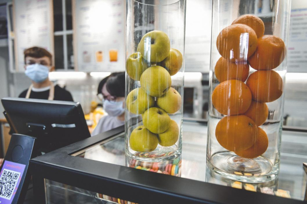 4,5 миллиарда рублей потратили тюменцы в кафе и ресторанах за месяц