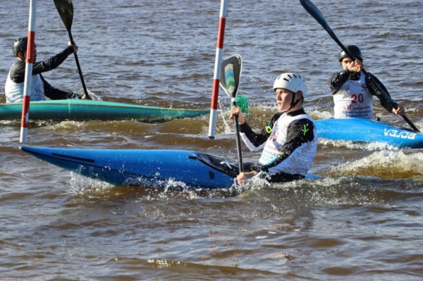 Девять наград завоевали тюменцы на первенстве УФО по гребному слалому Девять наград завоевали тюменцы на первенстве УФО по гребному слалому