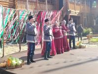 "Капуста-барыня" собрала любителей народных гуляний в Ялуторовске 