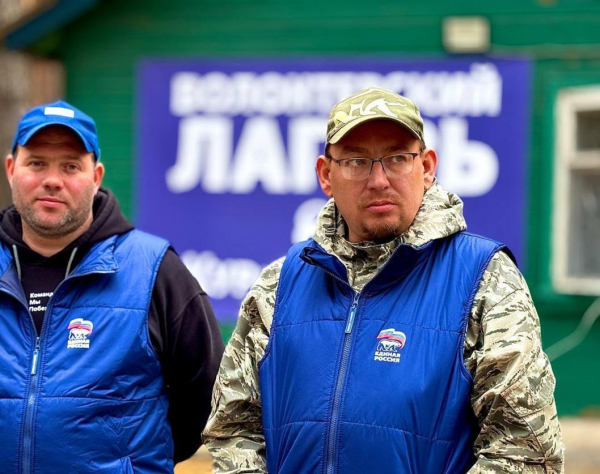 Тюменский волонтер в составе бригады восстанавливает школу в Курской области