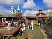 "Капуста-барыня" собрала любителей народных гуляний в Ялуторовске 