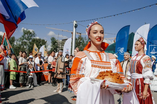 Соревнования по настольному теннису и дартсу соберут 18 тюменских команд