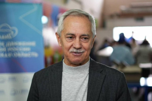 В отправке гуманитарного груза для детсадов Краснодона приняли участие тюменские депутаты