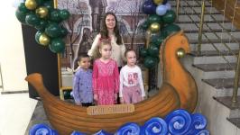 Победителей конкурса детских рисунков ко Дню Сибири наградили в Тюмени Победителей конкурса детских рисунков ко Дню Сибири наградили в Тюмени