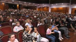 Победителей конкурса детских рисунков ко Дню Сибири наградили в Тюмени Победителей конкурса детских рисунков ко Дню Сибири наградили в Тюмени